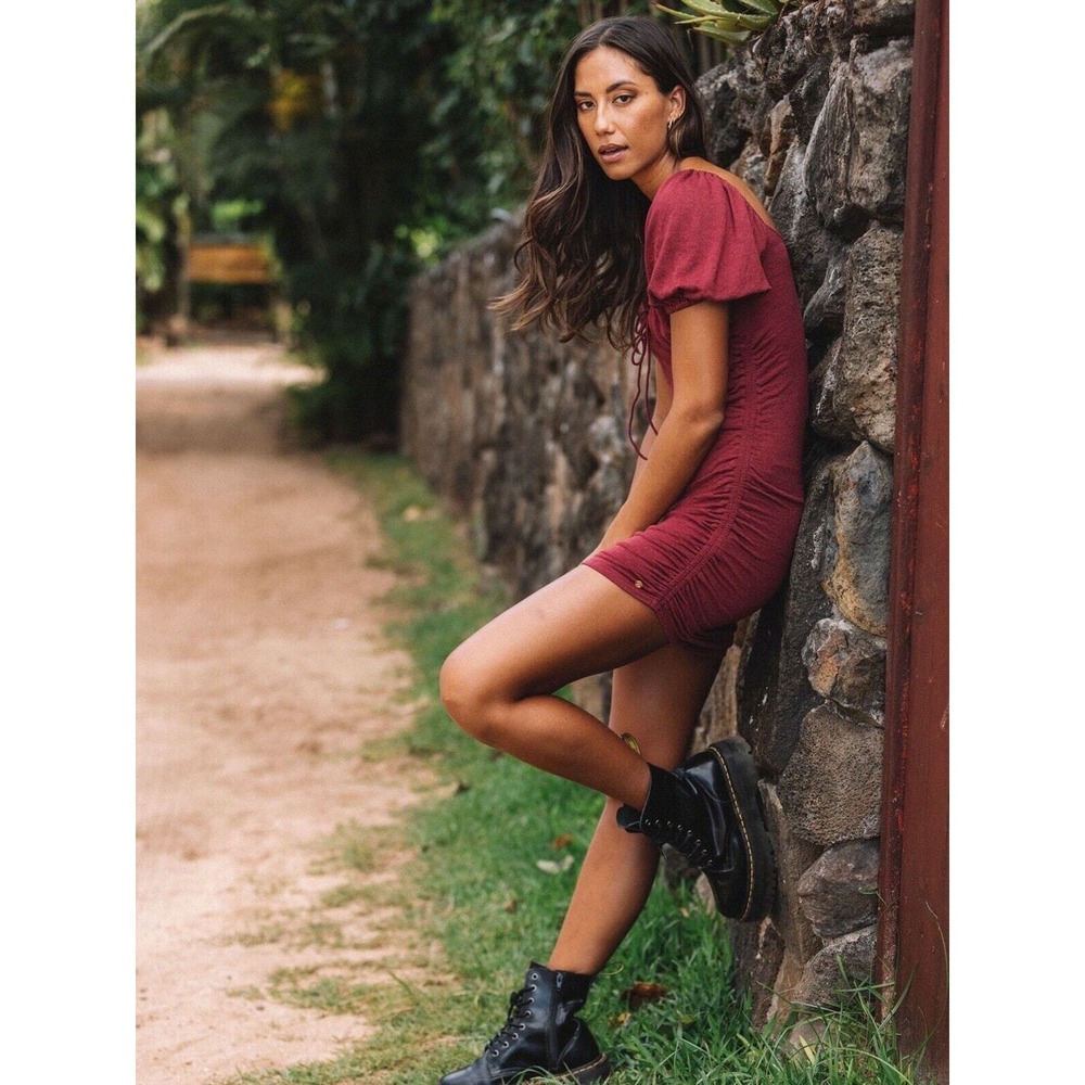 Volcom Juniors‎ Size Small Shore Shook Ruched Short Sleeved Mini Dress Maroon